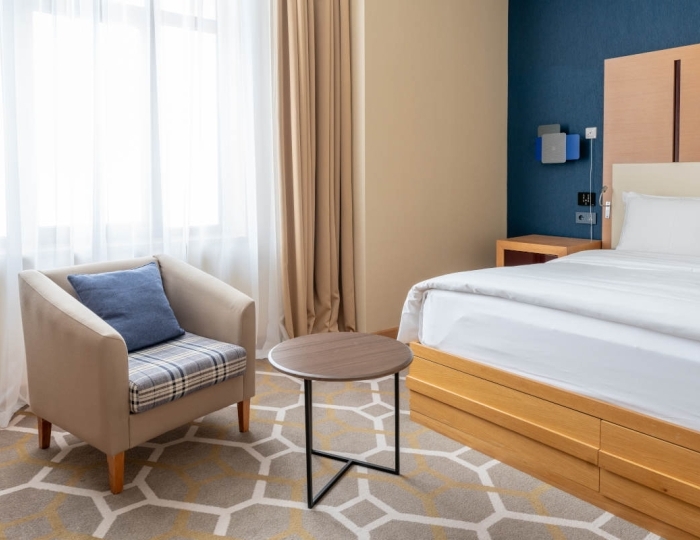 Супериор Кинг с видом на горы для людей с ограниченными возможностями - Отель Novotel Resort and Spa Krasnaya Polyana / Новотель Резорт и Спа Красная Поляна