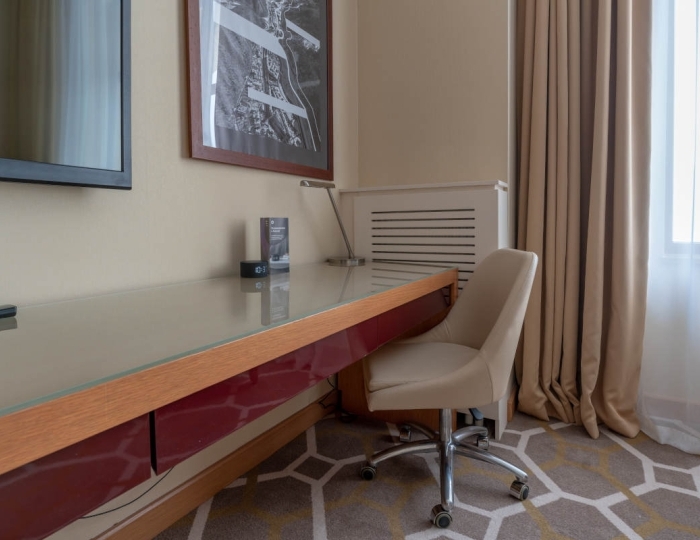 Супериор Кинг с видом на горы для людей с ограниченными возможностями - Отель Novotel Resort and Spa Krasnaya Polyana / Новотель Резорт и Спа Красная Поляна