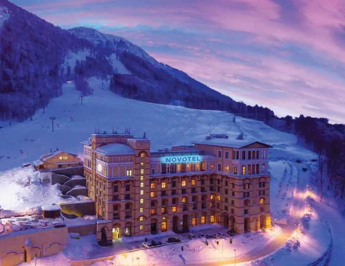 Внешний вид и территория - Отель Novotel Resort and Spa Krasnaya Polyana / Новотель Резорт и Спа Красная Поляна