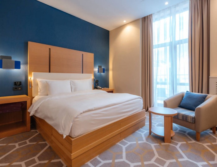 Супериор Кинг с видом на бассейн - Отель Novotel Resort and Spa Krasnaya Polyana / Новотель Резорт и Спа Красная Поляна